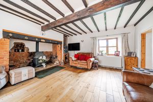 Photo 19- click for photo gallery